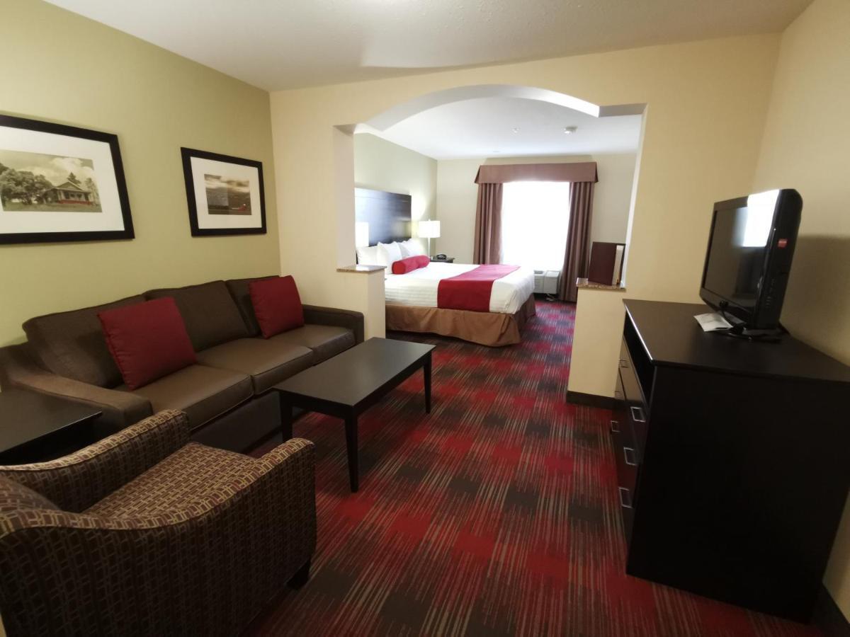 Western & Hotel
